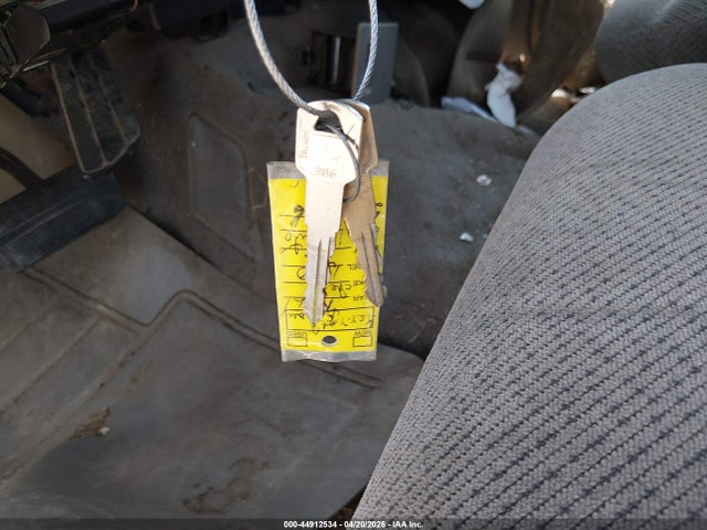 44912534 :رقم المزاد ، 2GCEC19R1T1192476 vin ، 1996 Chevrolet Gmt-400 C1500 مزاد بيع