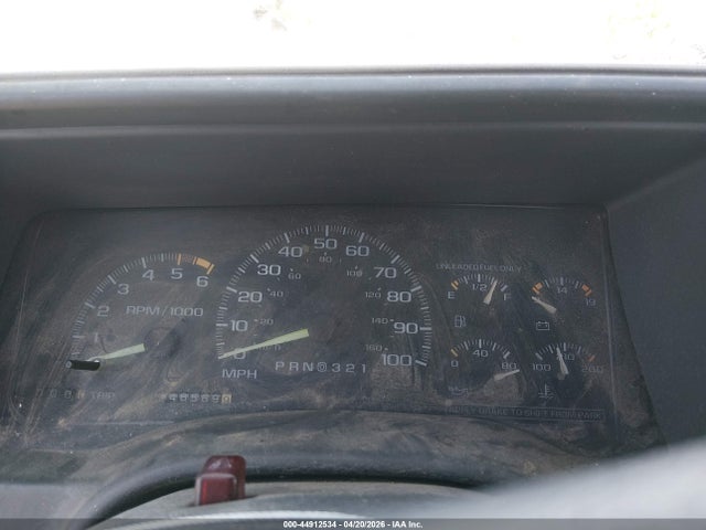 44912534 :رقم المزاد ، 2GCEC19R1T1192476 vin ، 1996 Chevrolet Gmt-400 C1500 مزاد بيع