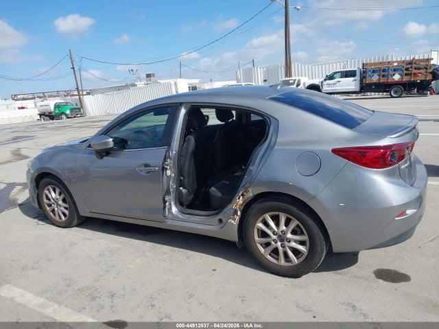 44912537 :رقم المزاد ، JM1BM1W70F1231555 vin ، 2015 Mazda Mazda3 I Grand Touring مزاد بيع