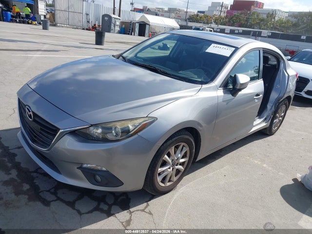 44912537 :رقم المزاد ، JM1BM1W70F1231555 vin ، 2015 Mazda Mazda3 I Grand Touring مزاد بيع