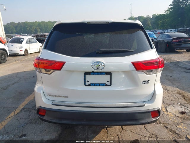 44912548 :رقم المزاد ، 5TDZZRFH8HS203533 vin ، 2017 Toyota Highlander Le مزاد بيع