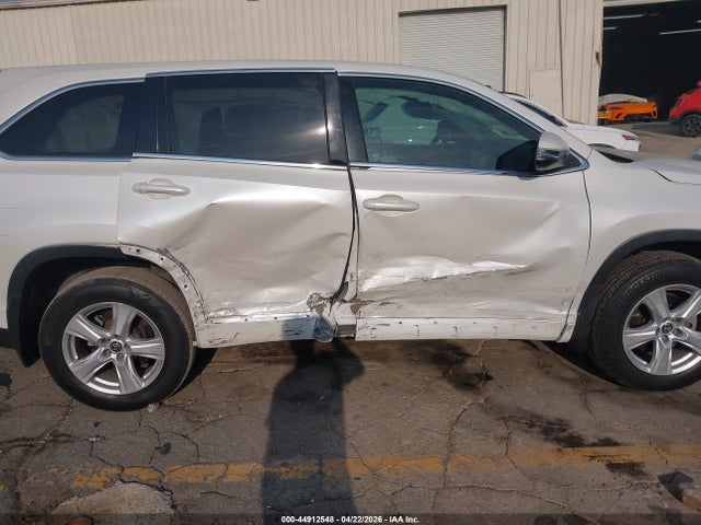 44912548 :رقم المزاد ، 5TDZZRFH8HS203533 vin ، 2017 Toyota Highlander Le مزاد بيع