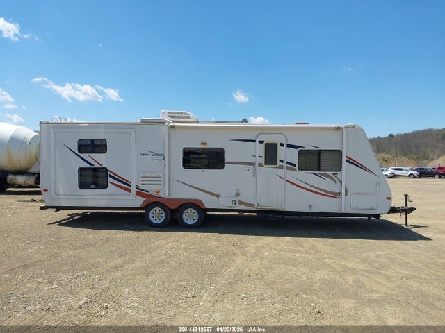 Продажа на аукционе авто 2009 R-vision Trail Cruiser, vin: 4WYT02R2791750425, номер лота: 44912557