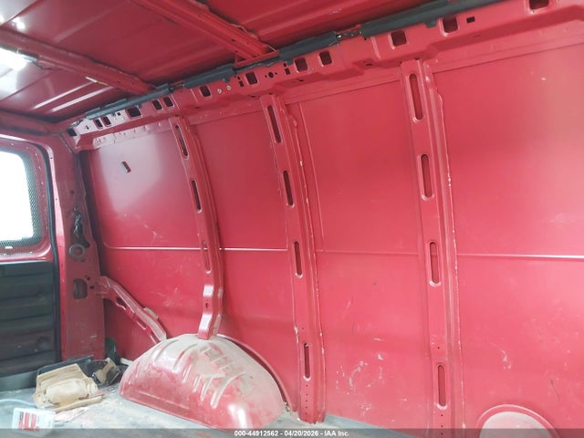 44912562 :رقم المزاد ، 1GTGG25U551171720 vin ، 2005 Gmc Savana Standard مزاد بيع