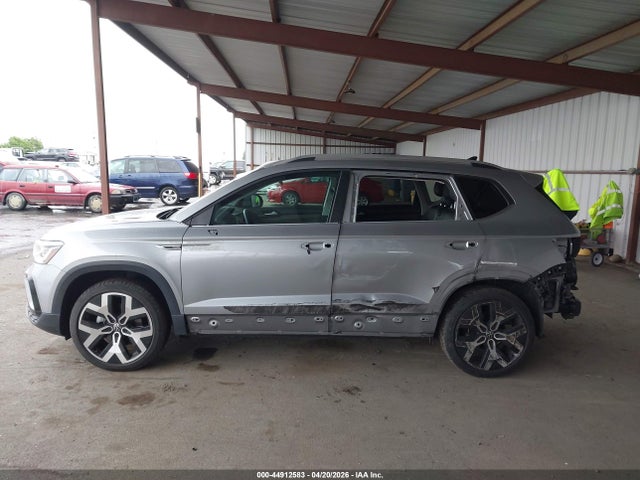 3VV2X7B2XNM083955 Volkswagen Taos 1.5t Sel