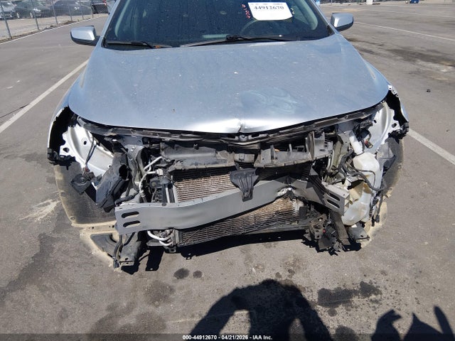 2019 Chevrolet Malibu Lt მანქანა იყიდება აუქციონზე, vin: 1G1ZD5ST5KF154549, აუქციონის ნომერი: 44912670