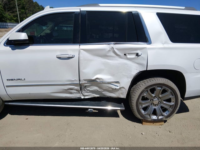 44912679 :رقم المزاد ، 1GKS1CKJ3HR122201 vin ، 2017 Gmc Yukon Denali مزاد بيع