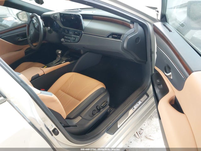 44912704 :رقم المزاد ، 58AEZ1B16RU182398 vin ، 2024 Lexus Es 350 Luxury مزاد بيع
