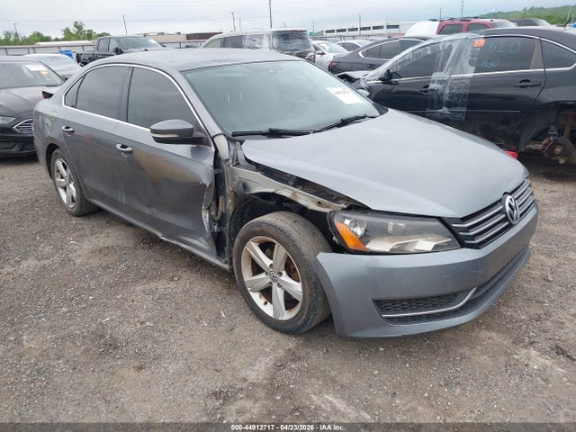 Aukcja sprzedaży 2015 Volkswagen Passat 1.8t Se, vin: 1VWBS7A38FC042683, numer aukcji: 44912717