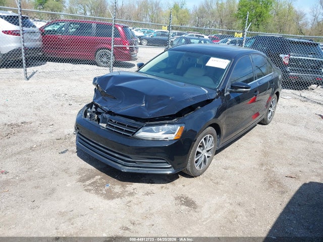 3VWDB7AJ5JM259428 Volkswagen Jetta 1.4t Se/1.4t Wolfsburg Edition