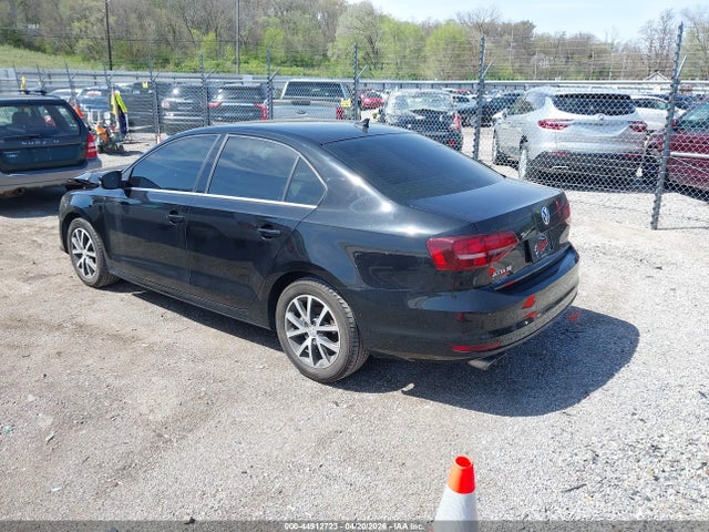 3VWDB7AJ5JM259428 Volkswagen Jetta 1.4t Se/1.4t Wolfsburg Edition