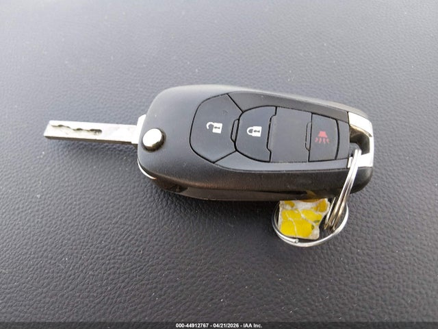 44912767 :رقم المزاد ، KL7CJNSB8MB357276 vin ، 2021 Chevrolet Trax Awd Ls مزاد بيع