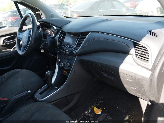 44912767 :رقم المزاد ، KL7CJNSB8MB357276 vin ، 2021 Chevrolet Trax Awd Ls مزاد بيع