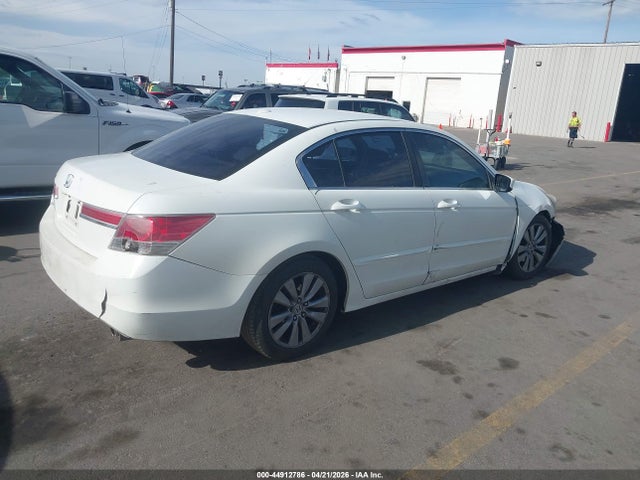 2011 Honda Accord 2.4 Ex-l მანქანა იყიდება აუქციონზე, vin: 1HGCP2F83BA126255, აუქციონის ნომერი: 44912786
