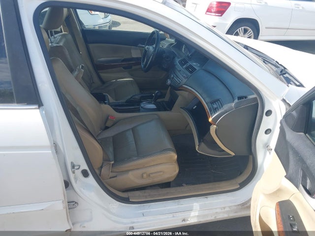 2011 Honda Accord 2.4 Ex-l მანქანა იყიდება აუქციონზე, vin: 1HGCP2F83BA126255, აუქციონის ნომერი: 44912786