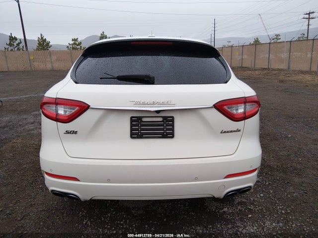 44912789 :رقم المزاد ، ZN661YUA3LX344862 vin ، 2020 Maserati Levante S مزاد بيع