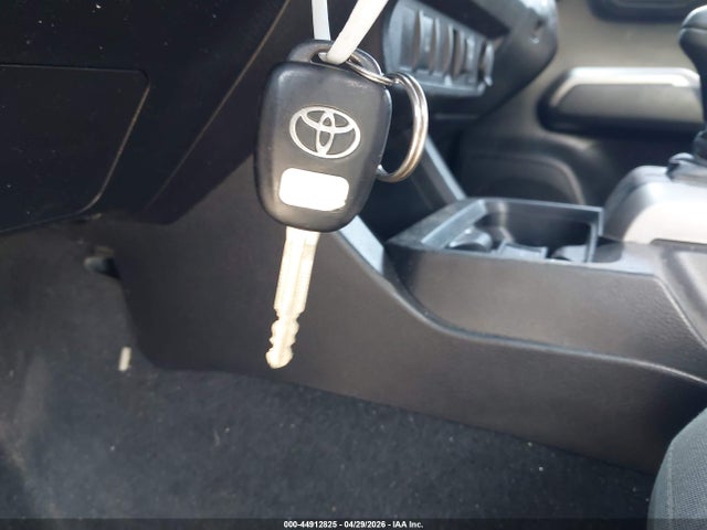 5TFAX5GN6LX186069 Toyota Tacoma Sr5
