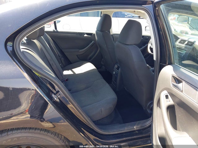 44912853 :رقم المزاد ، 3VW2K7AJ8CM467717 vin ، 2012 Volkswagen Jetta 2.0l S مزاد بيع