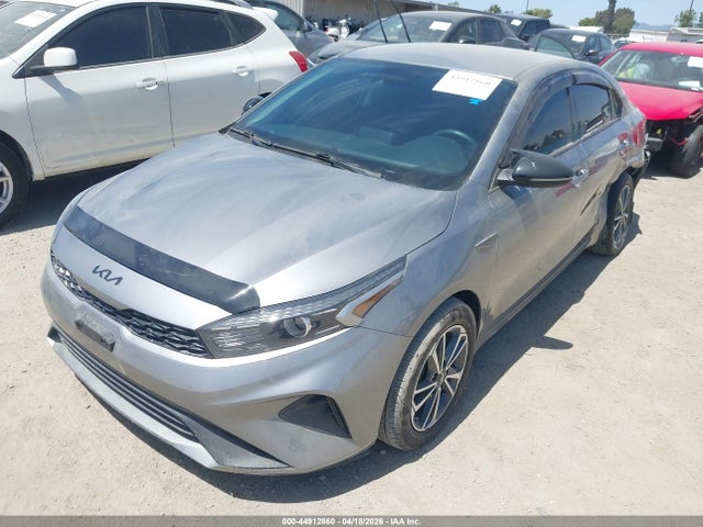 44912860 :رقم المزاد ، 3KPF24AD1PE648008 vin ، 2023 Kia Forte Lxs مزاد بيع