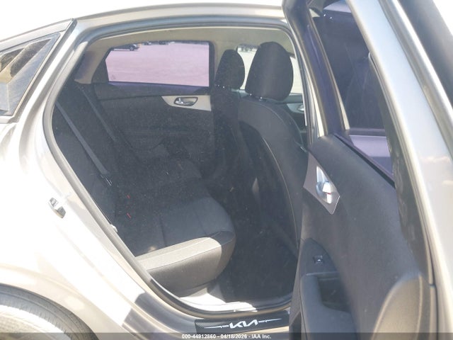 44912860 :رقم المزاد ، 3KPF24AD1PE648008 vin ، 2023 Kia Forte Lxs مزاد بيع