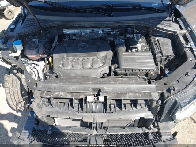 Aukcja sprzedaży 2022 Volkswagen Tiguan 2.0t Sel R-line, vin: 3VV4B7AX6NM012630, numer aukcji: 44912862