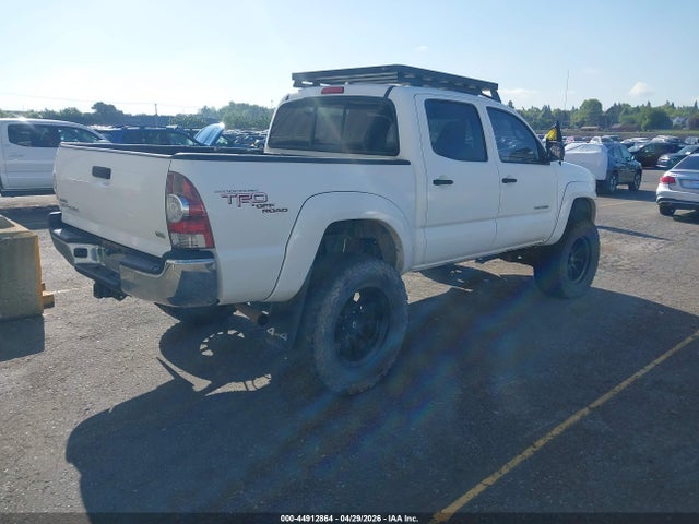 44912864 :رقم المزاد ، 5TFLU4EN1BX018689 vin ، 2011 Toyota Tacoma Base V6 مزاد بيع