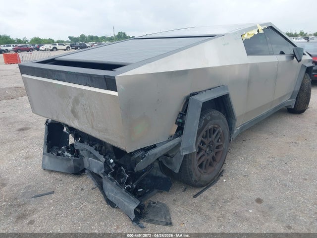 Tesla Cybertruck 2025 7G2CEHED9SA081510 Image 4