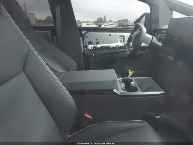 Tesla Cybertruck 2025 7G2CEHED9SA081510 Image 5