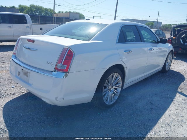 2013 Chrysler 300c მანქანა იყიდება აუქციონზე, vin: 2C3CCAET6DH740154, აუქციონის ნომერი: 44912879