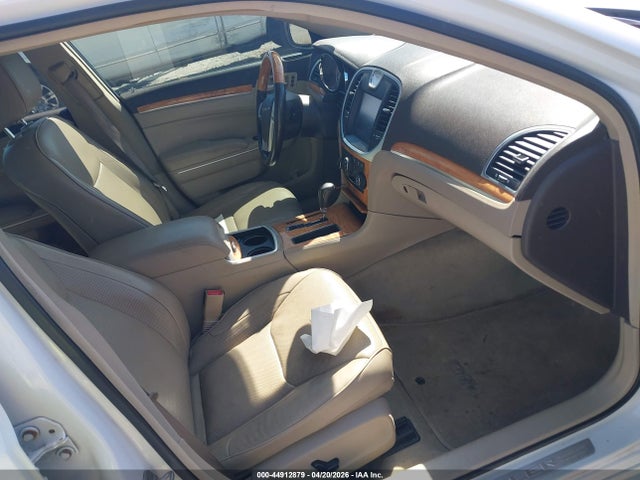 2013 Chrysler 300c მანქანა იყიდება აუქციონზე, vin: 2C3CCAET6DH740154, აუქციონის ნომერი: 44912879