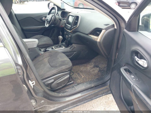 Продажа на аукционе авто 2016 Jeep Cherokee Latitude, vin: 1C4PJMCS2GW259757, номер лота: 44912894