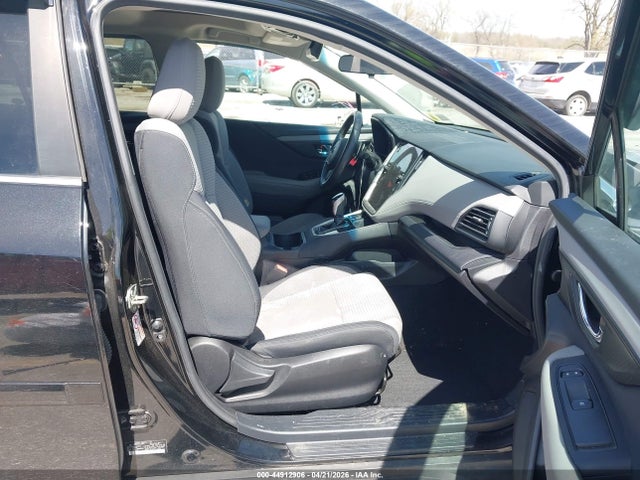 44912906 :رقم المزاد ، 4S4BTAEC2L3204645 vin ، 2020 Subaru Outback Premium مزاد بيع