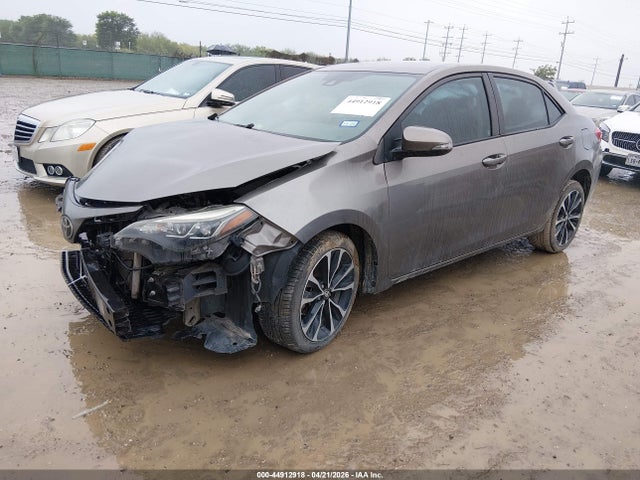 Toyota COROLLA SE 2017 5YFBURHE0HP614632 Image 2