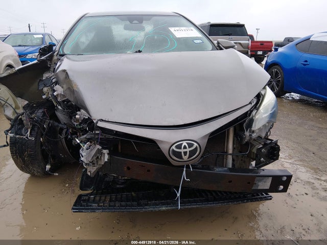 Toyota COROLLA SE 2017 5YFBURHE0HP614632 Image 6
