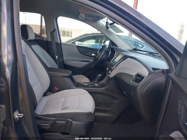 Продажа на аукционе авто 2018 Chevrolet Equinox Lt, vin: 2GNAXSEV3J6327699, номер лота: 44912954