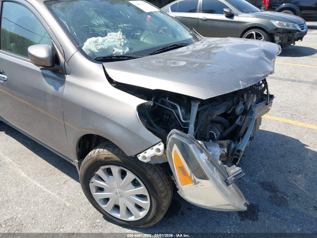 3N1CN7AP8HL816491 Nissan Versa 1.6 Sv
