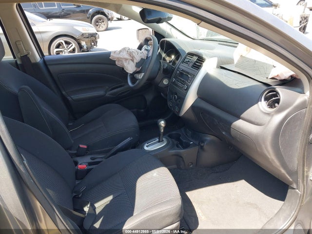 3N1CN7AP8HL816491 Nissan Versa 1.6 Sv