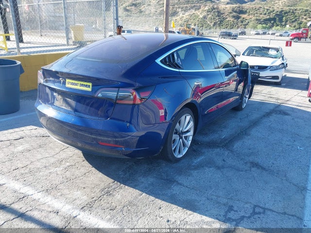 Aukcja sprzedaży 2018 Tesla Model 3 Long Range/mid Range, vin: 5YJ3E1EA4JF024844, numer aukcji: 44913004