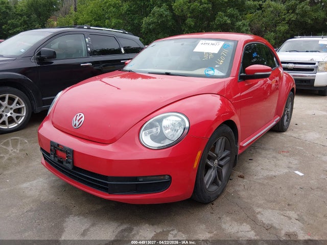 44913027 :رقم المزاد ، 3VWJP7ATXCM660711 vin ، 2012 Volkswagen Beetle 2.5l مزاد بيع