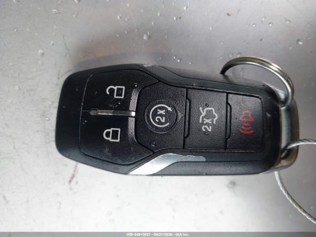 Ford Fusion Hybrid Titanium 2016 3FA6P0RU0GR125611 Image 11