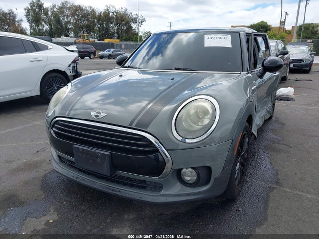 Mini Clubman Cooper 2017 WMWLN5C35H2E33184 Image 2