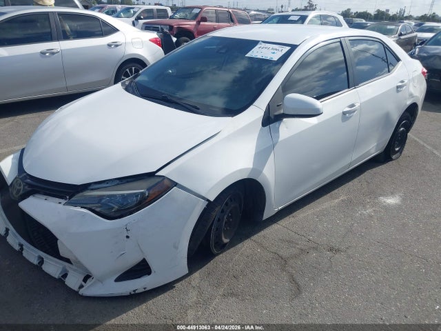 Toyota COROLLA LE 2018 2T1BURHE3JC069130 Image 18