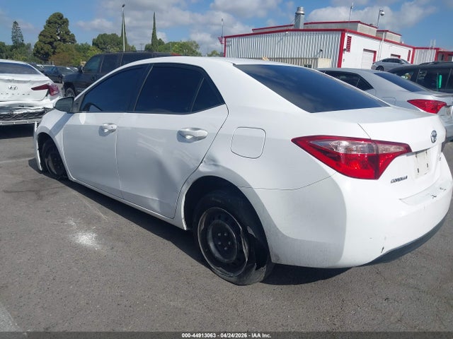 Toyota COROLLA LE 2018 2T1BURHE3JC069130 Image 3
