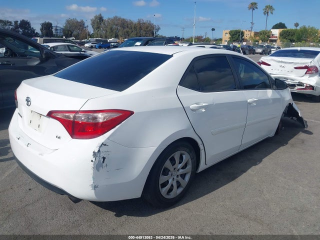 Toyota COROLLA LE 2018 2T1BURHE3JC069130 Image 4