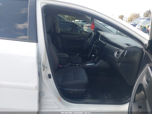 Toyota COROLLA LE 2018 2T1BURHE3JC069130 Image 5