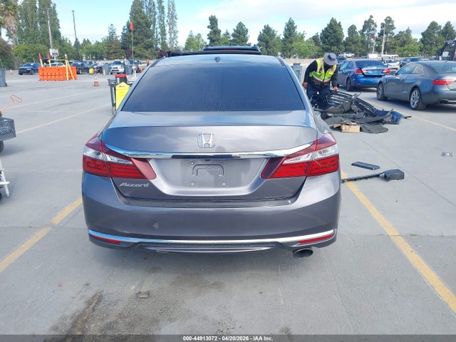 Honda ACCORD EX 2016 1HGCR2F71GA217968 Image 17