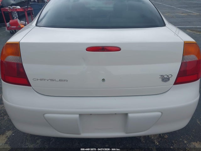 44913075 :رقم المزاد ، 2C3HE66G4YH108743 vin ، 2000 Chrysler 300m مزاد بيع