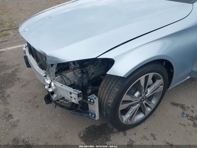 55SWF4JBXHU229670 Mercedes-Benz C 300