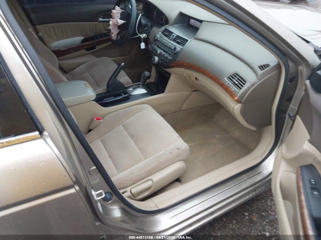 2008 Honda Accord 2.4 Ex მანქანა იყიდება აუქციონზე, vin: JHMCP26748C011973, აუქციონის ნომერი: 44913106