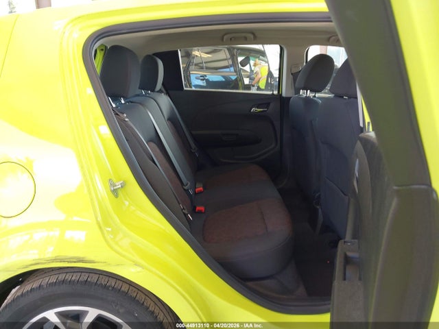 1G1JD6SB3K4107591 Chevrolet Sonic Lt Auto